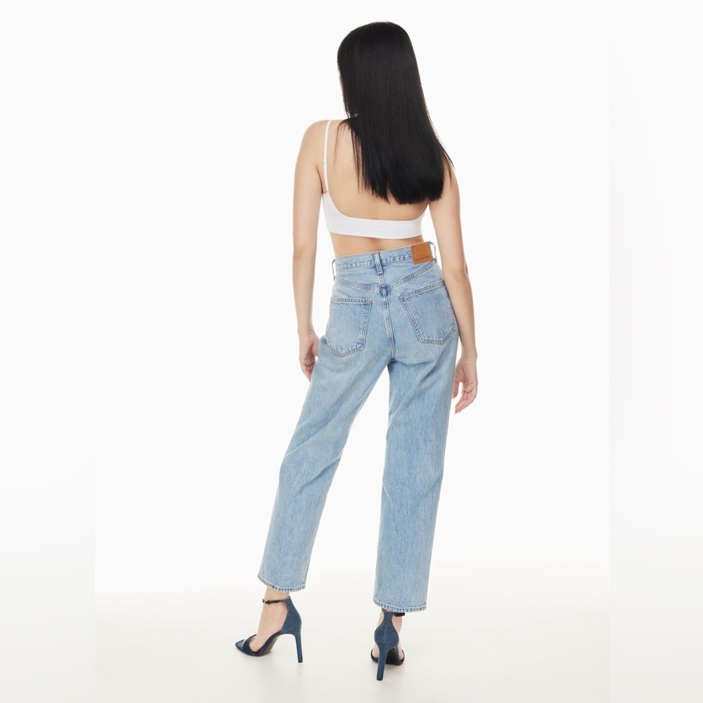 NEW! Aritzia Denim Forum The Joni High Rise Loose Size 25 W 25 L Light Wash